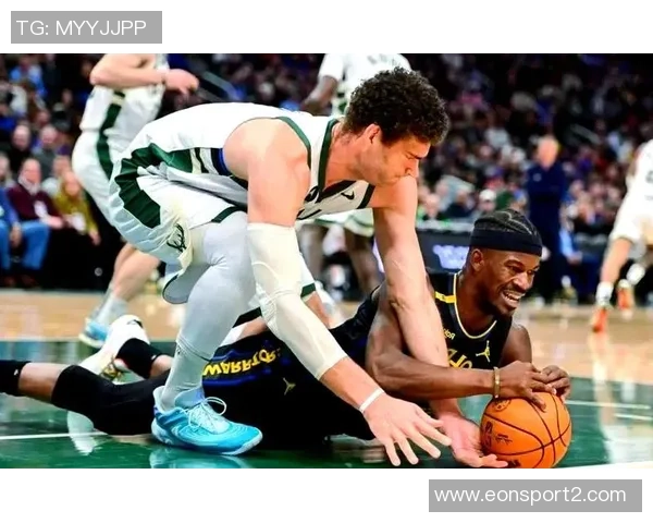 巴特勒上半场表现出色6投5中砍下16分助球队领先展现强大实力