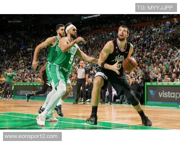 凯尔特人明日对阵快船塔图姆缺阵其余球员均可上场作战 凯尔特人明日对阵快船塔图姆缺阵其余球员均可上场作战