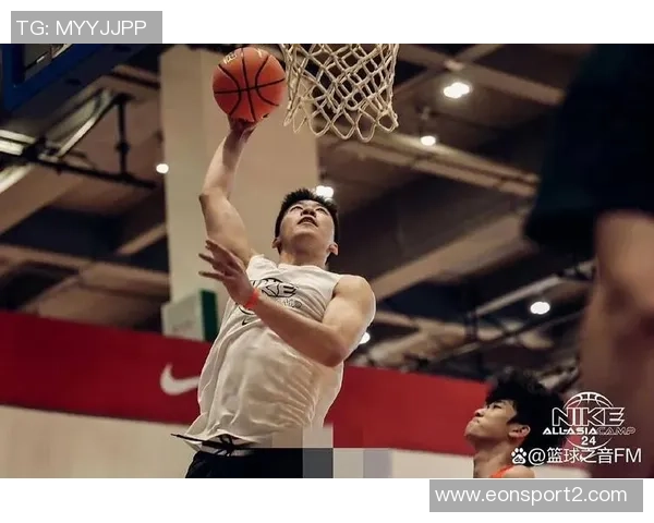 王俊杰替补表现出色NCAA常规赛22分钟贡献9分3篮板